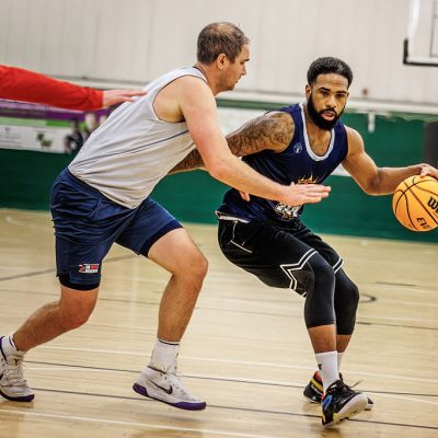 Jon-Johnson-on-the-drive-ball